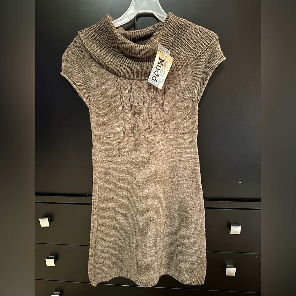 NEW NWT brown sweater dress MUDD Large
